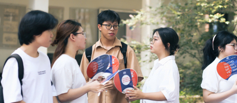 KHÔNG KHÍ TƯNG BỪNG, NỒNG NHIỆT TRONG NGÀY HỘI CHÀO ĐÓN TÂN SINH VIÊN